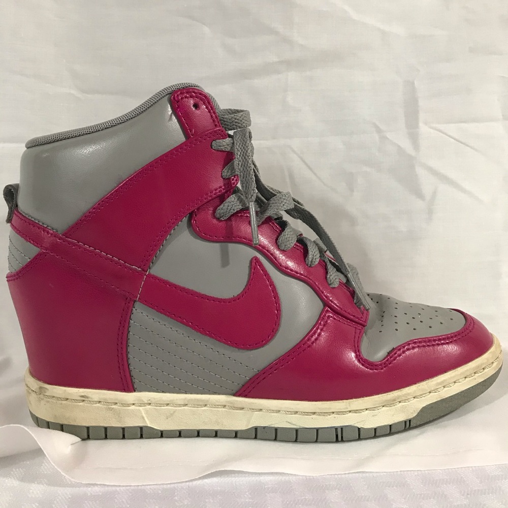 Nike Women’s Dunk Sky High
